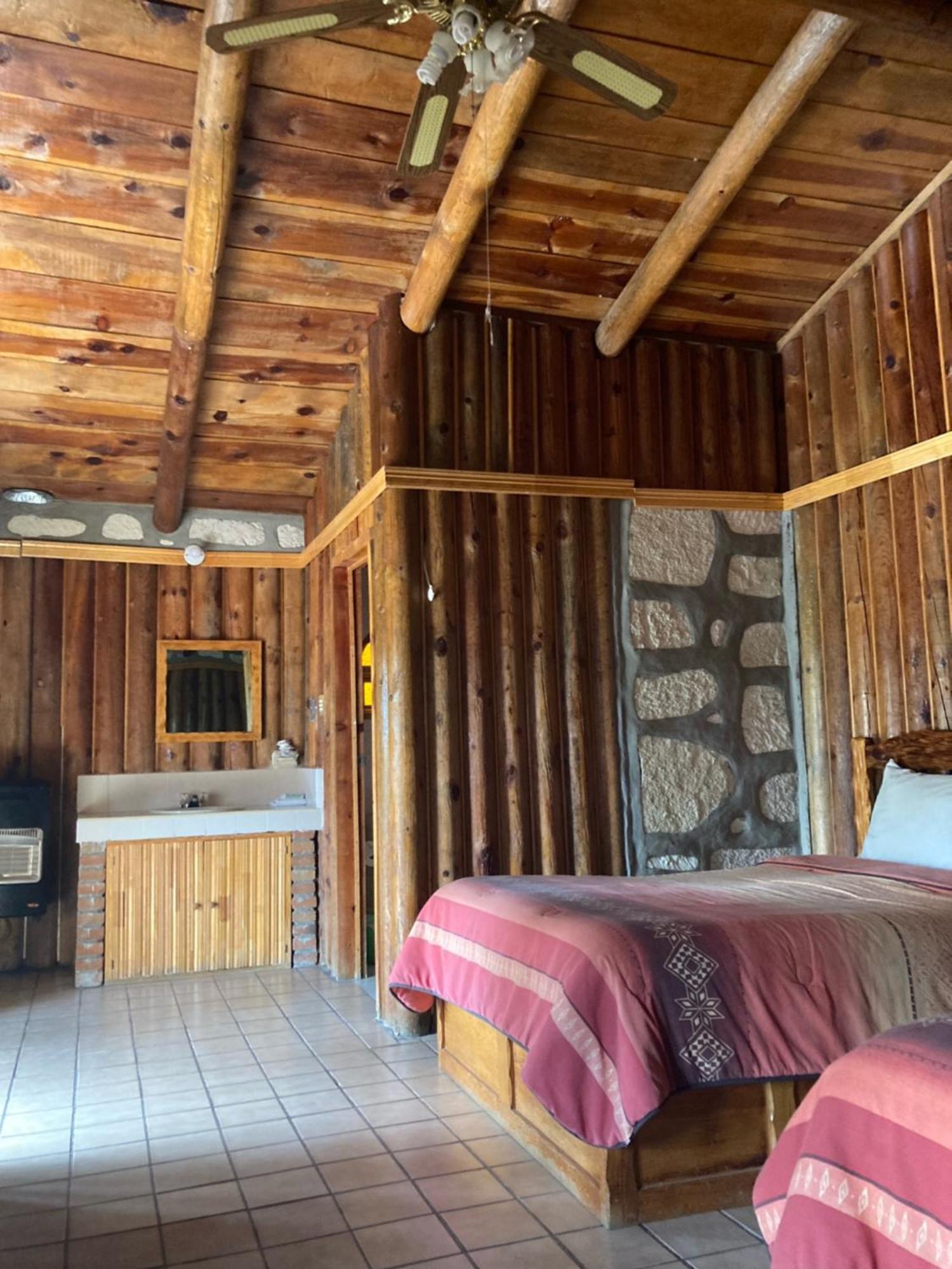 Hotel Mansion Tarahumara Areponapuchi Luaran gambar